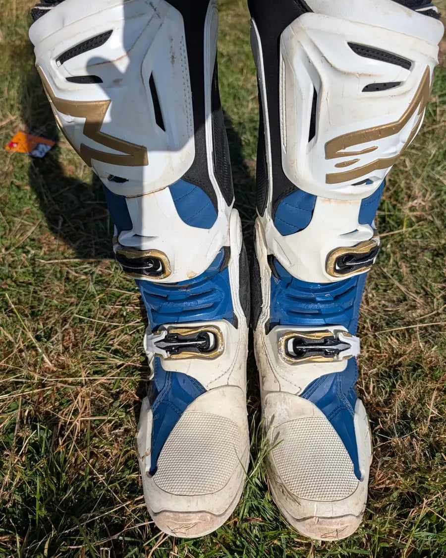 Clean white motocross boots after cleaning